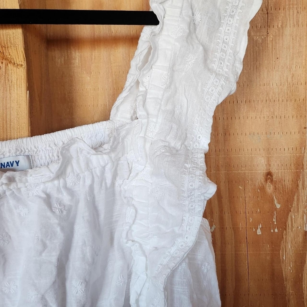 Old Navy White Eyelet Ruffle Blouse "BUY1 GET1 FREE" - Picture 2 of 6
